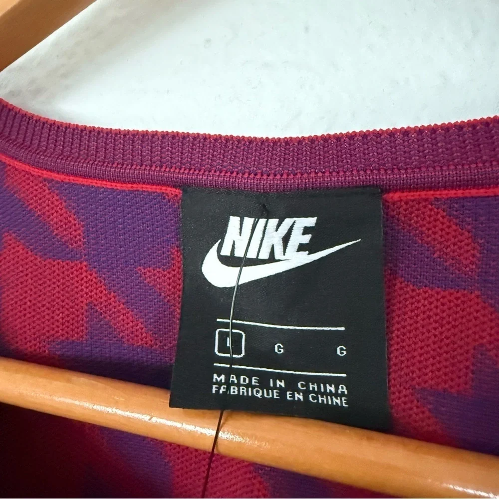 Nike size nwt